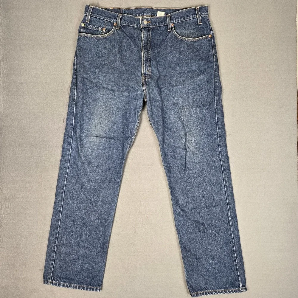 Levis 505 Jeans Mens 42x32 Regular Fit Straight Leg Blue Med Wash Denim Y2k